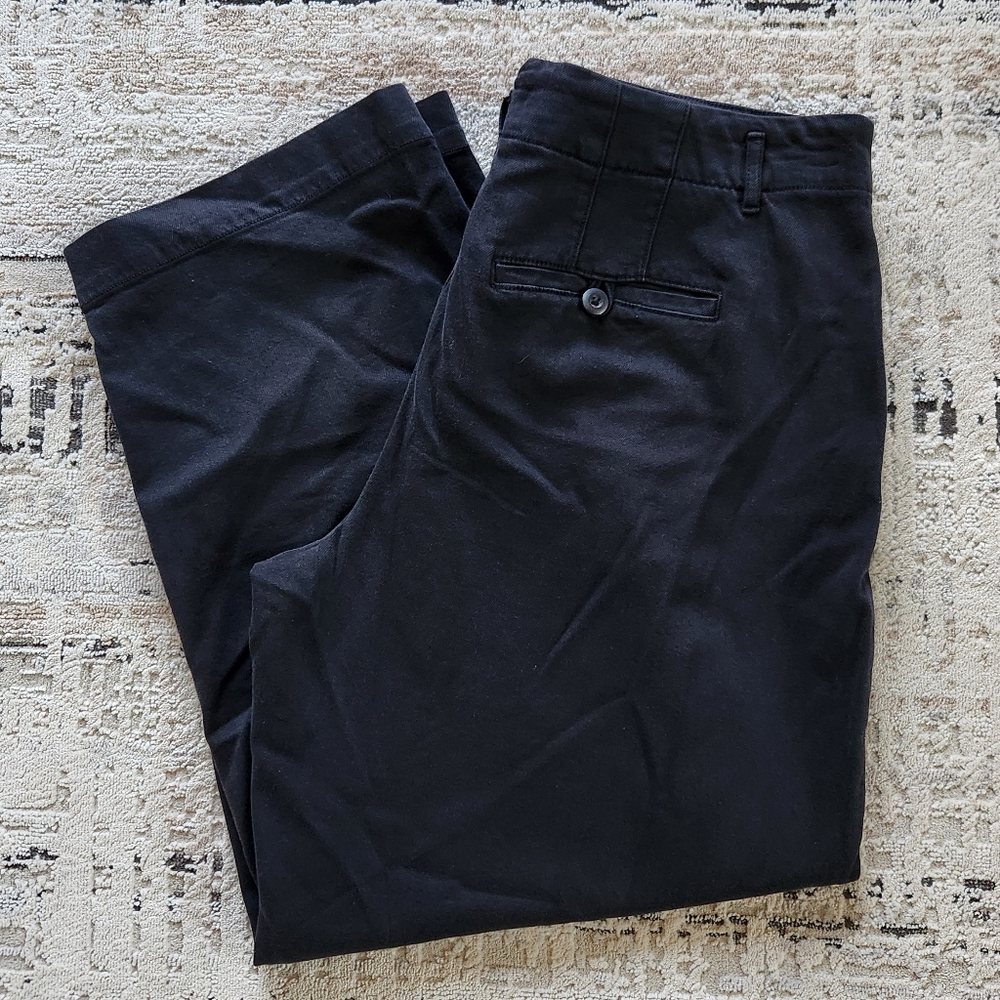 American Eagle Dreamy Drape Tapered Trouser